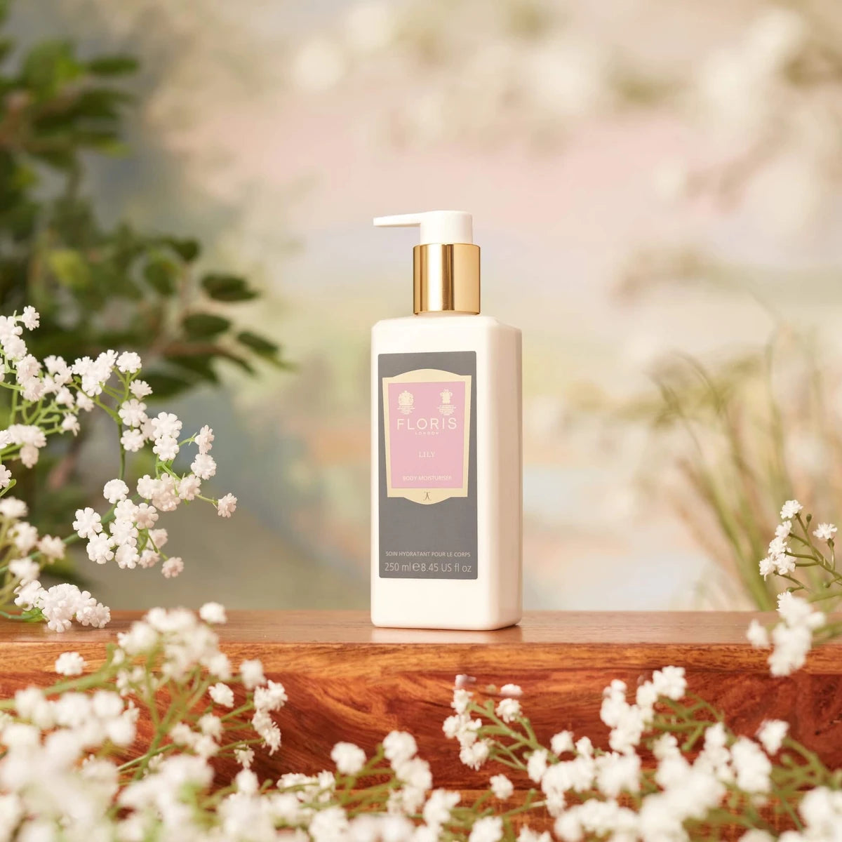 Lily, Feuchtigkeitscreme für den Körper, 250 ml.