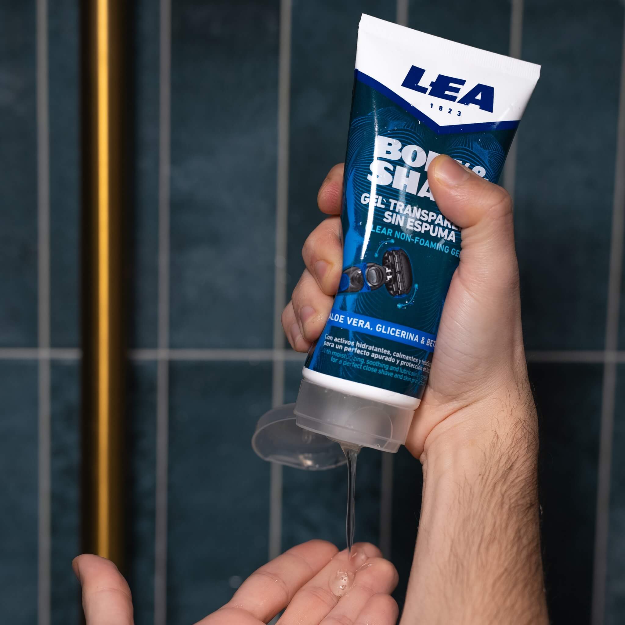 Body & Shave Nichtschäumendes Rasiergel, 175 ml.