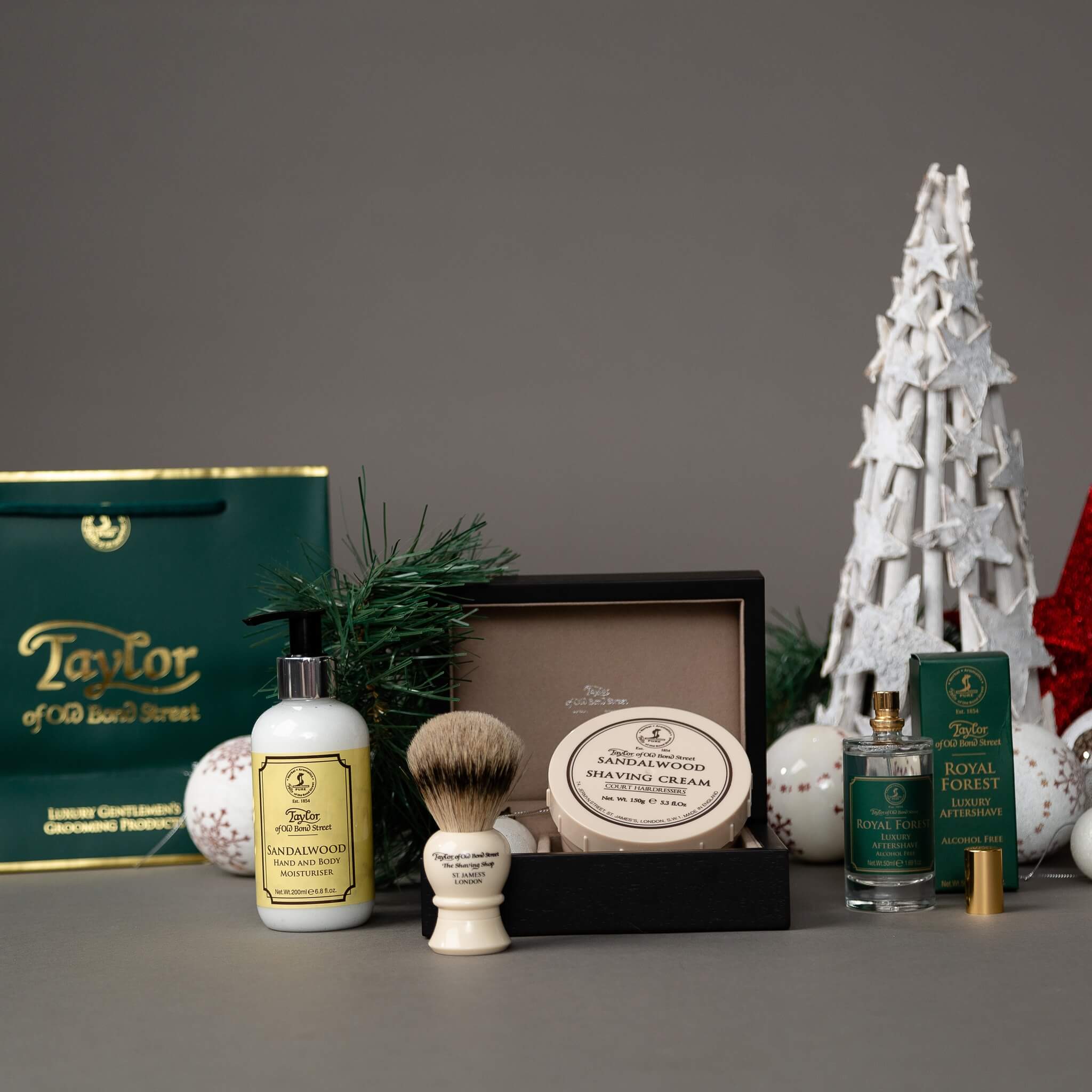 Geschenksets mit Rasierpinsel und Rasiercreme aus reinem Dachs, Sandelholz