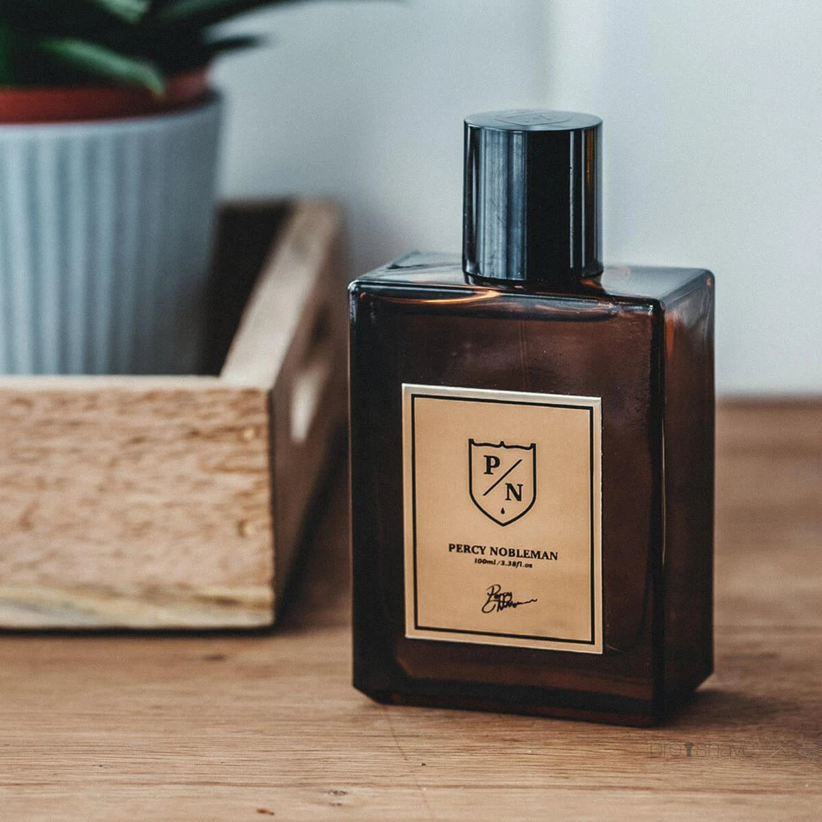 Signature Eau de Toilette, 50 ml.