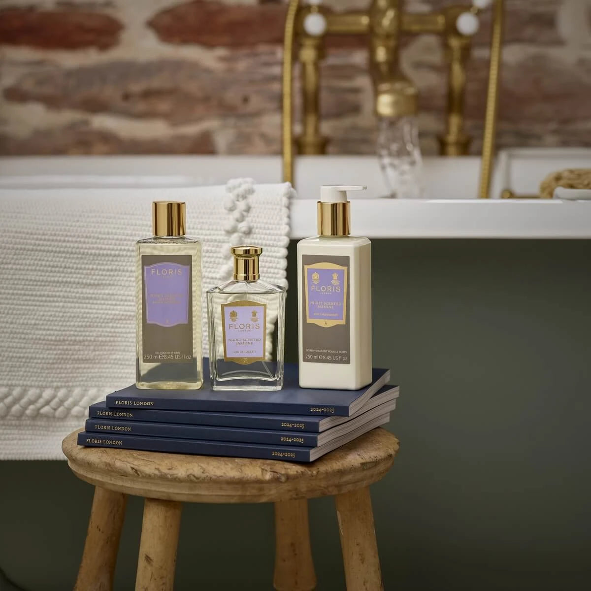 Night Scented Jasmine, Bade- und Duschgel, 250 ml.