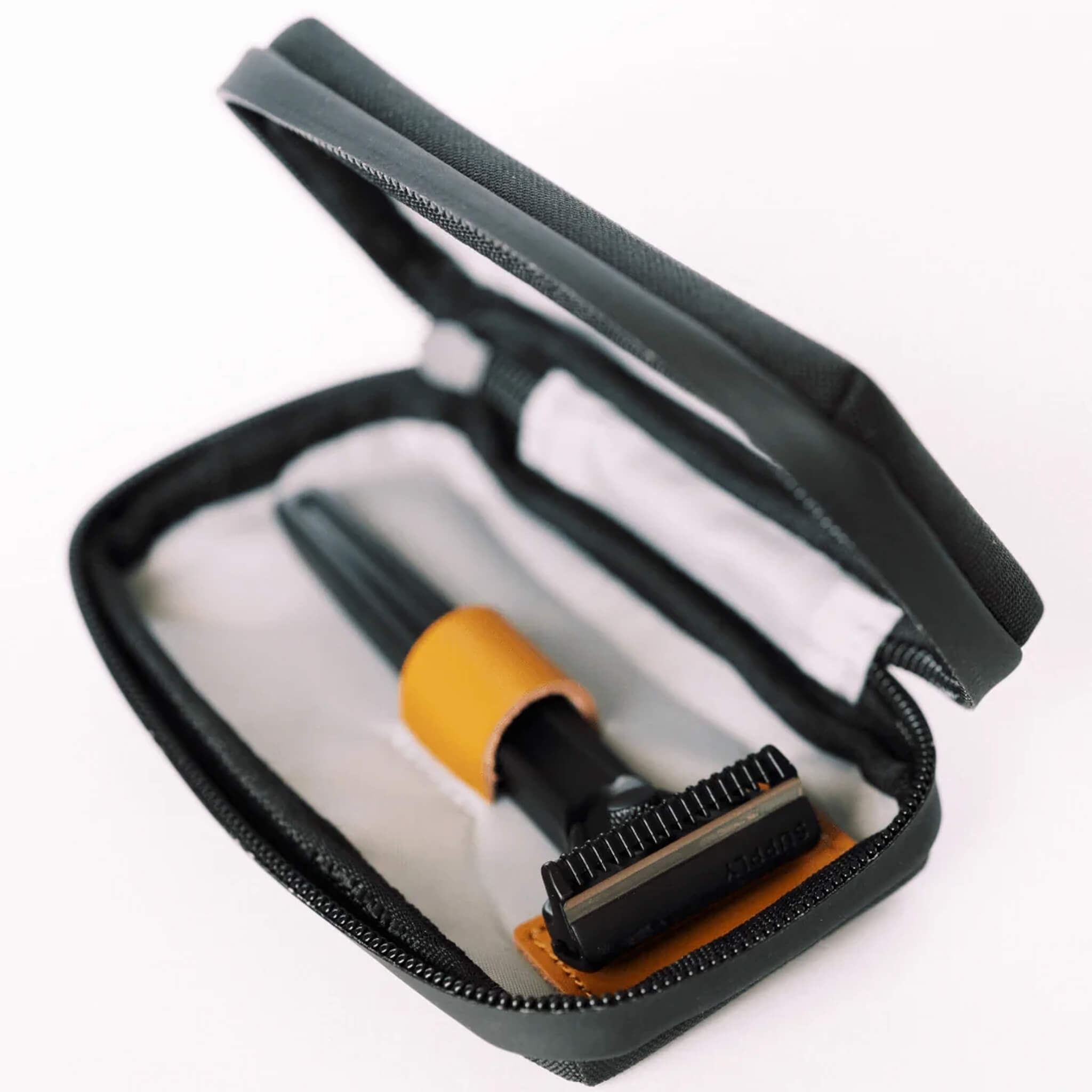 Etui für Single-Edge-Rasierer, schwarz
