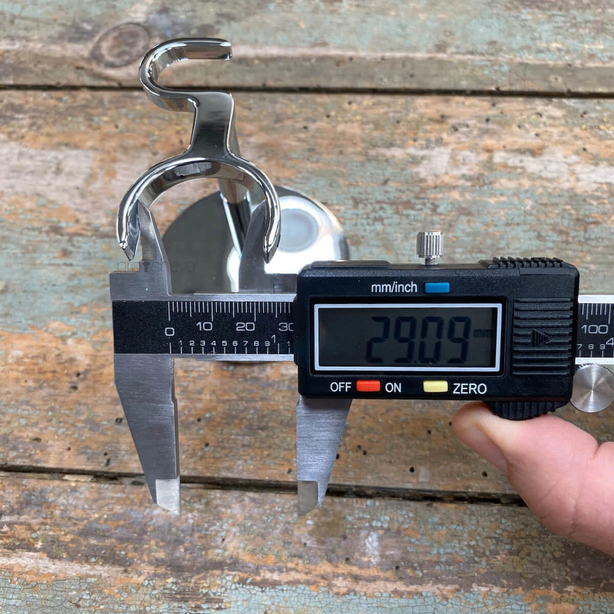 Halter für Rasierer und Rasierpinsel, Universal