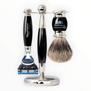 Rasierset mit Fusion Rasierer, Pure Badger Rasierpinsel und Halterung, schwarz