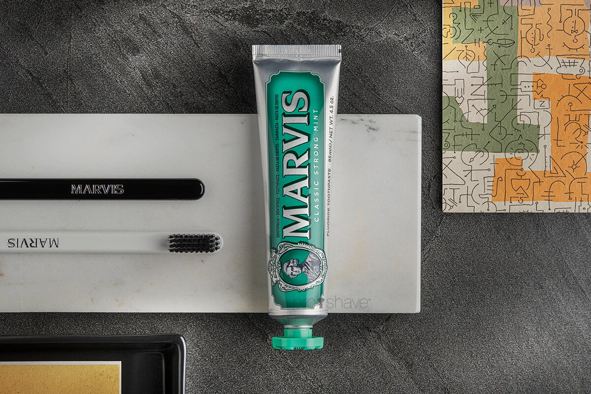 Classic Strong Mint Zahnpasta, 85 ml.