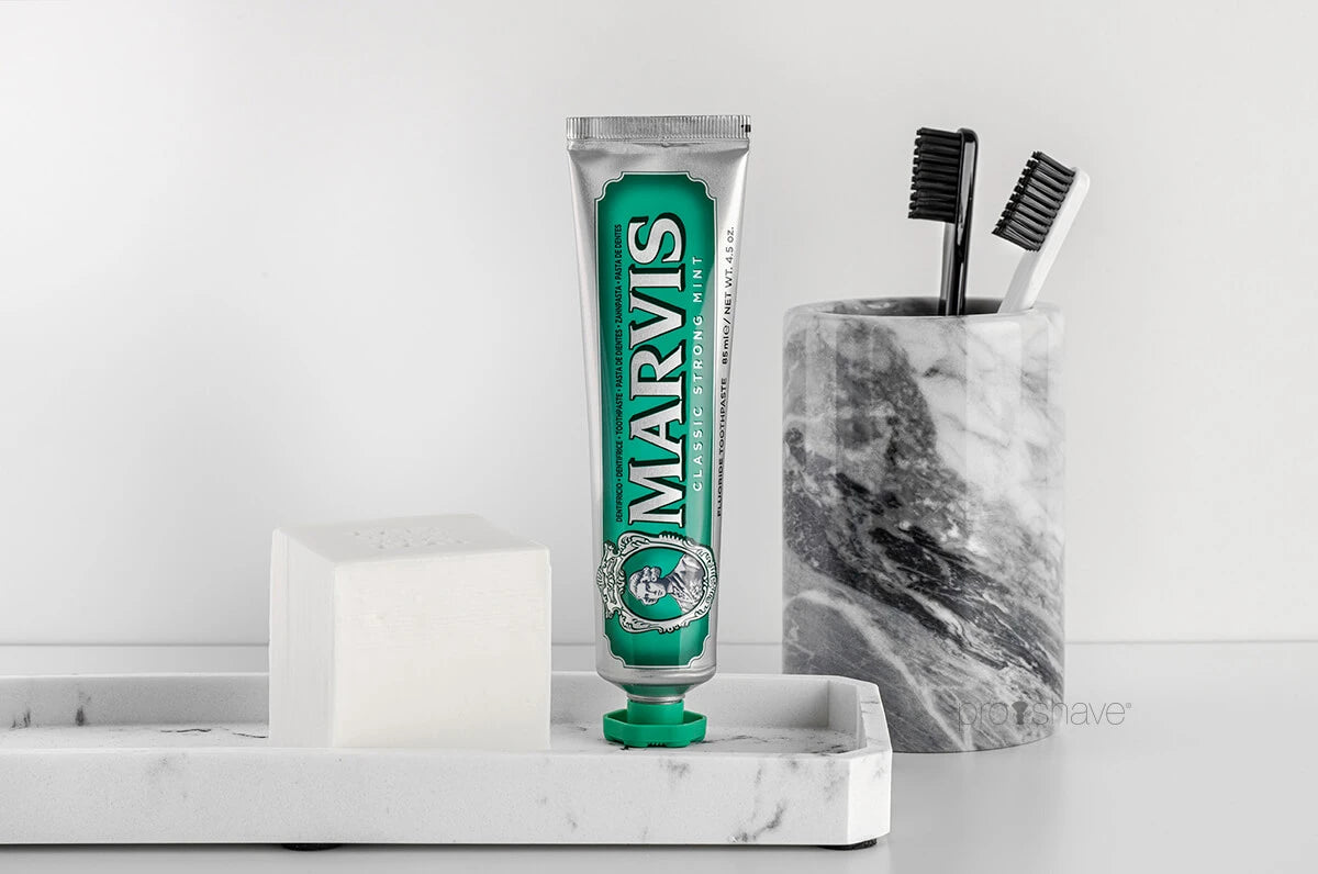 Classic Strong Mint Zahnpasta, 85 ml.