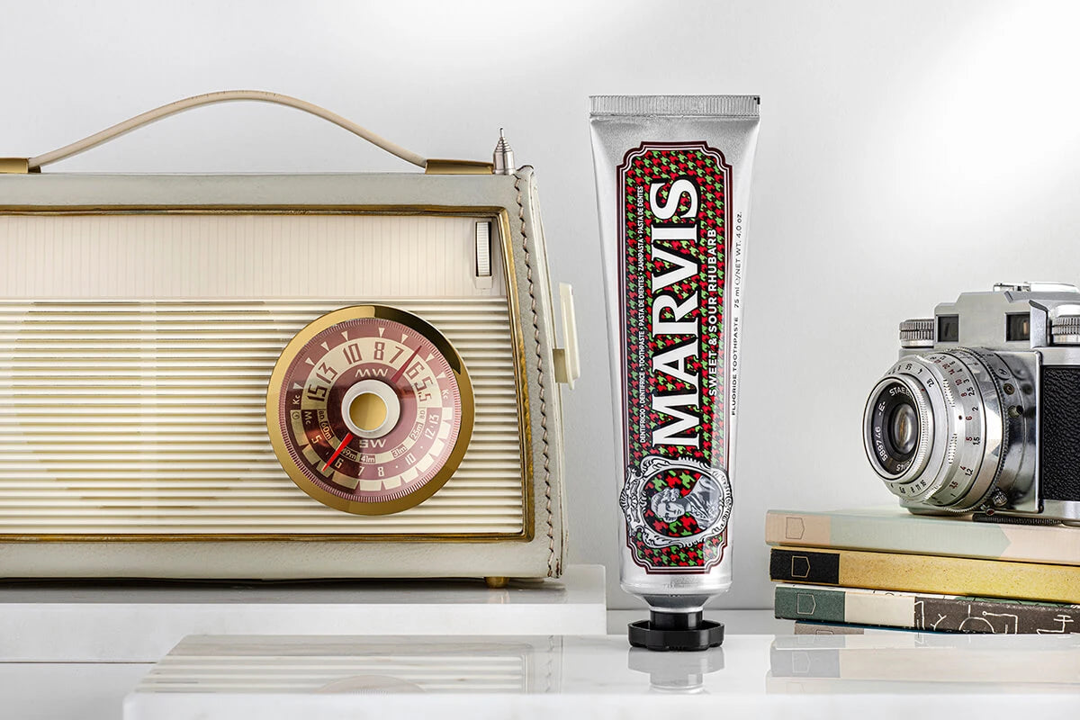Sweet & Sour Rhubarb Toothpaste, 75 ml.