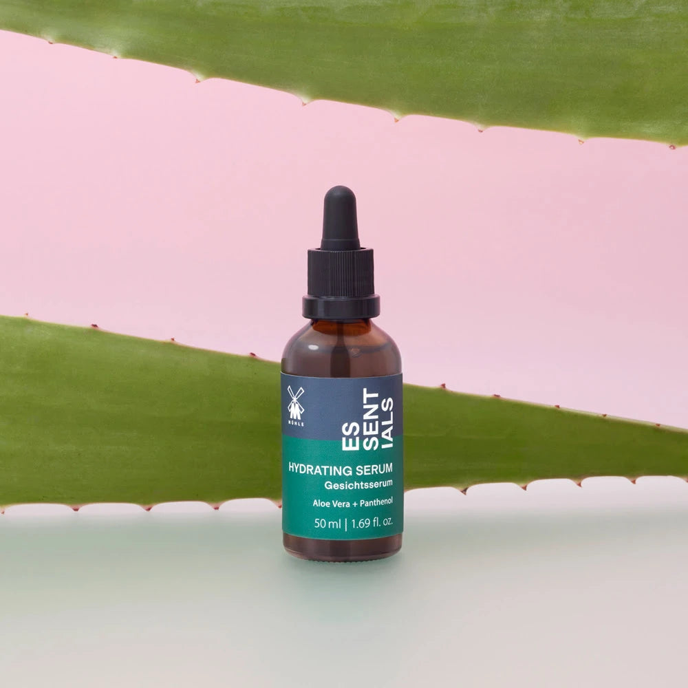 Feuchtigkeitsspendendes Serum, Aloe Vera & Panthenol, Essentials, 50 ml.