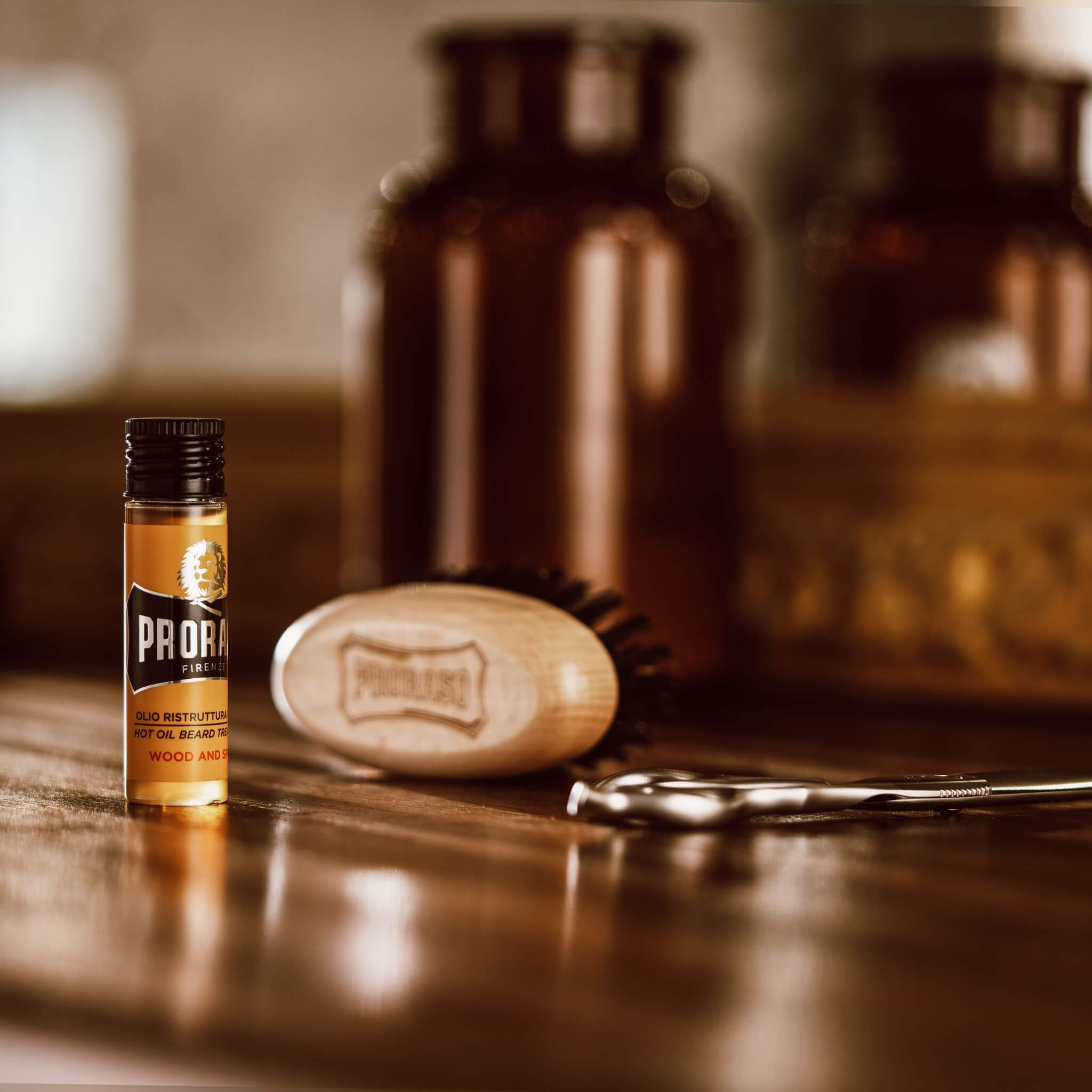 Warmes Bartöl, Wood & Spice, 4x17 ml.