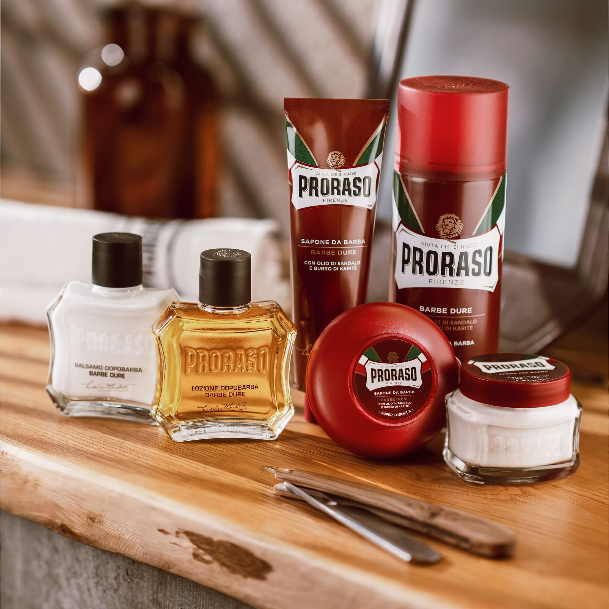 Rasiercreme - Nourishing, Sandelholzöl und Shea Butter, 150 ml.