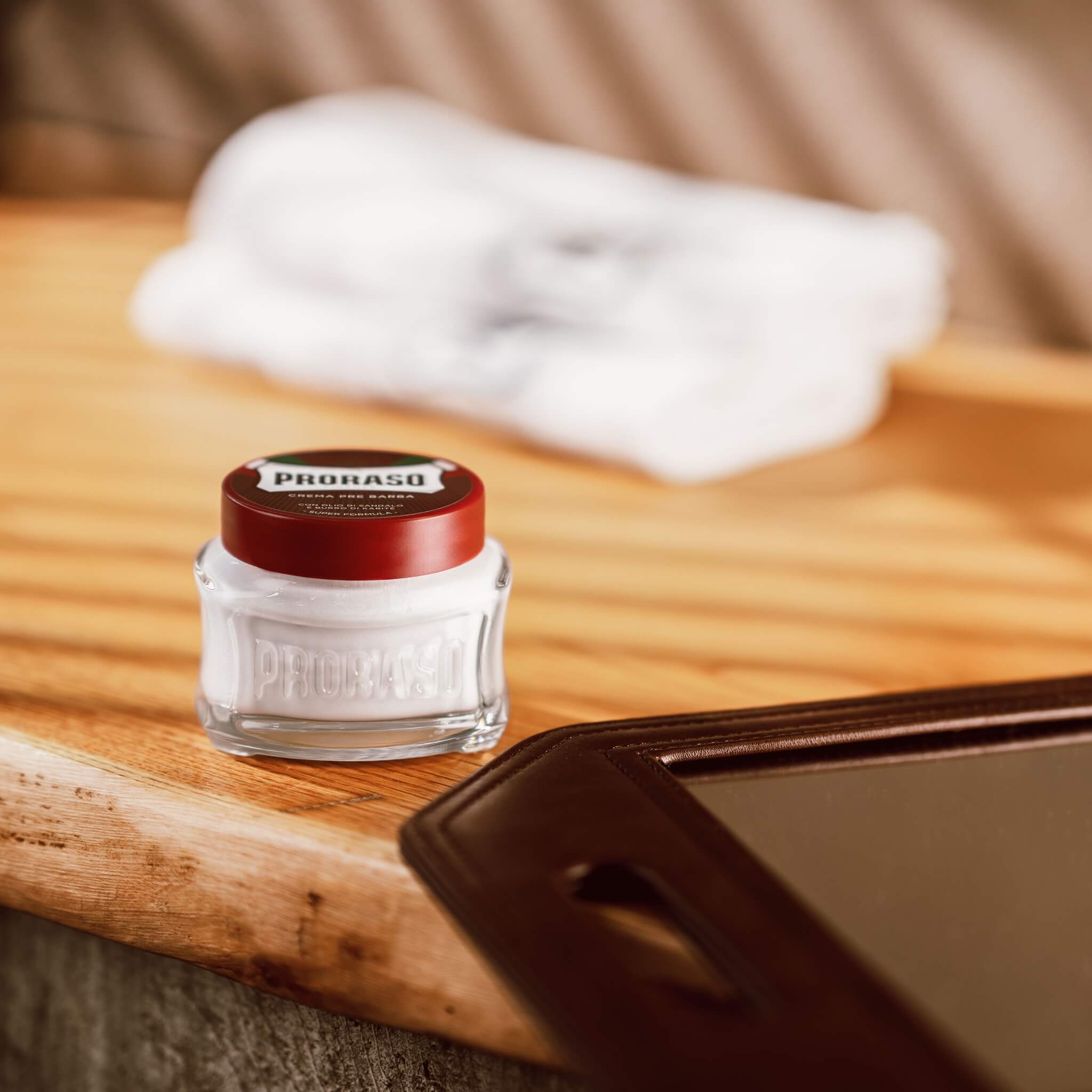 Pre-Shave Creme - Nourishing, Sandelholzöl und Shea Butter, 100 ml.