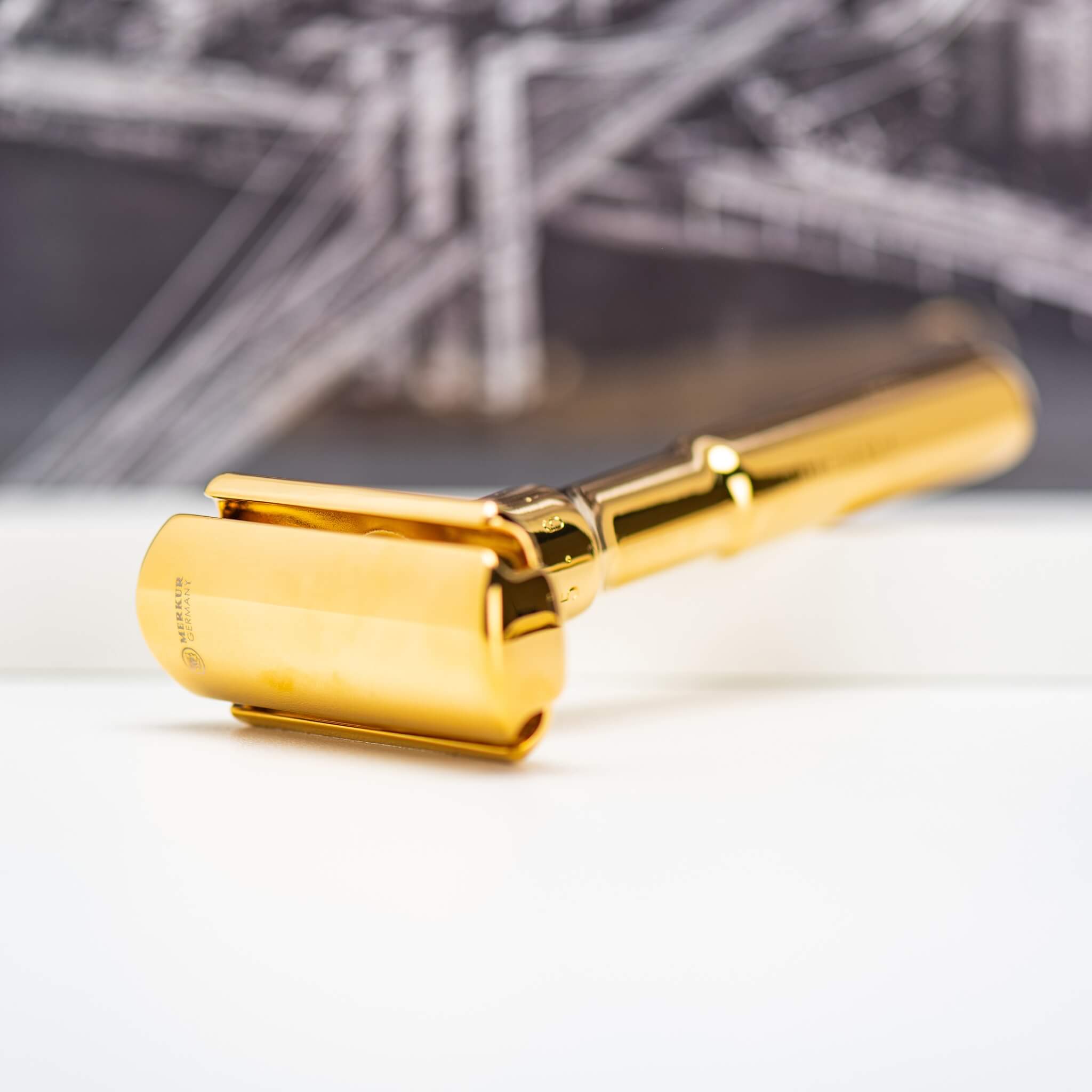 Futur Verstellbarer DE-Rasierhobel, Gold