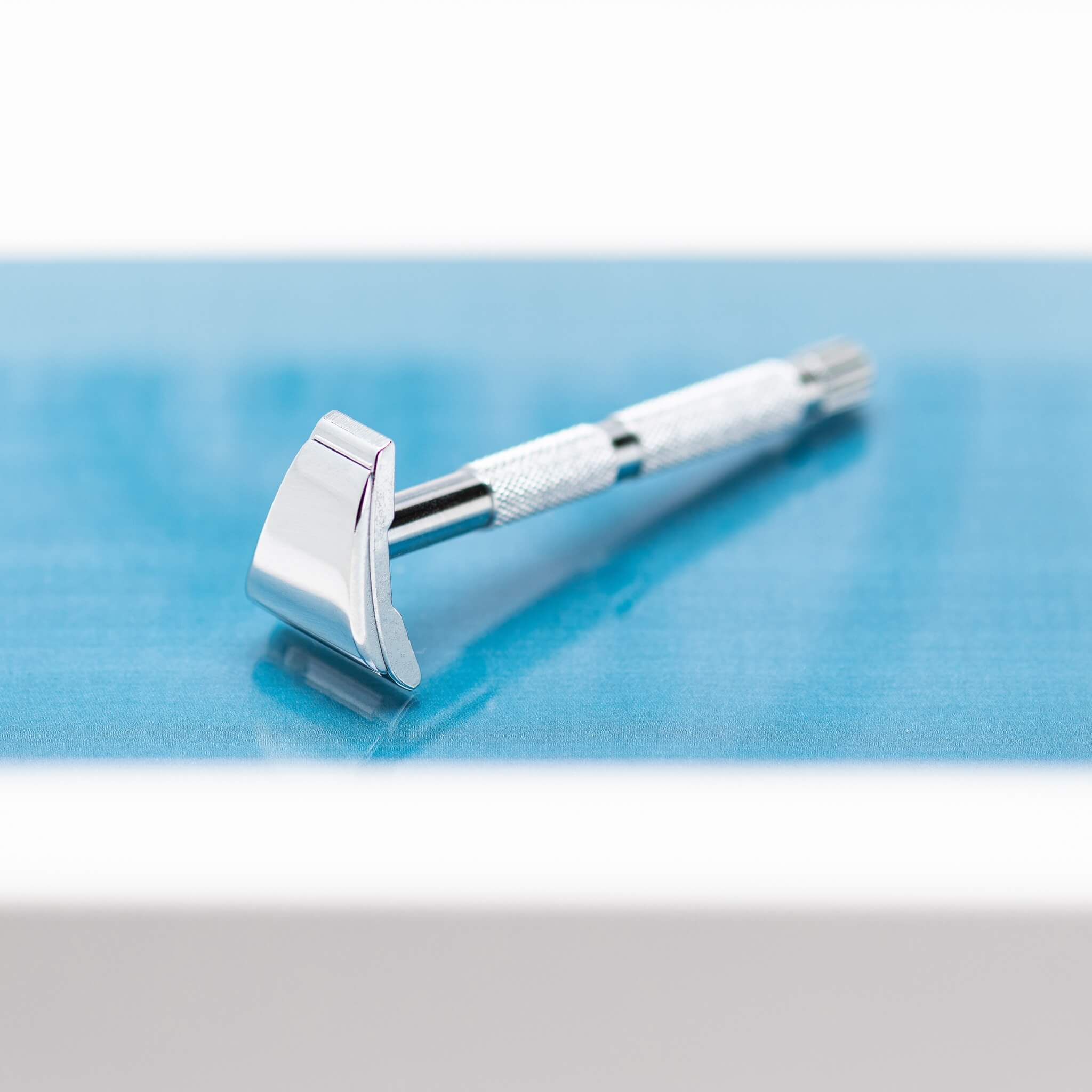 DE-Rasierhobel für Augenbrauen und Bart