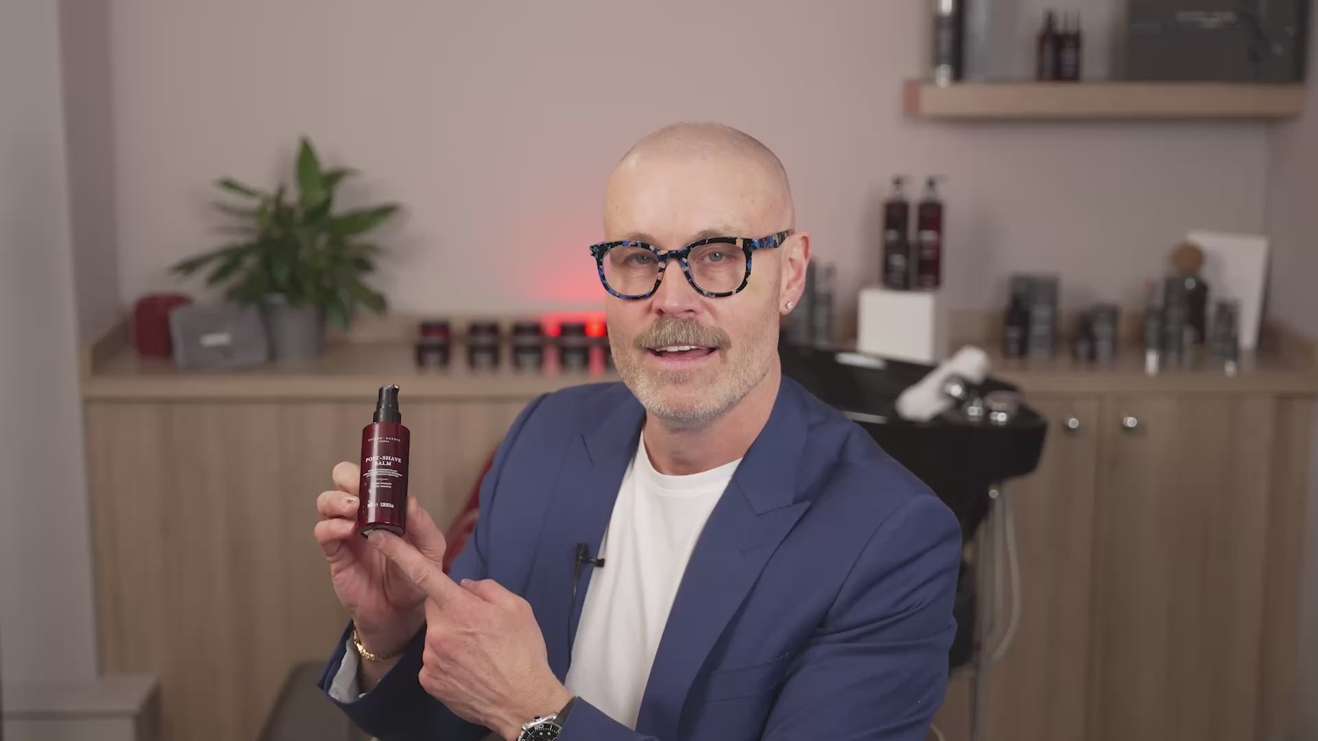 Video laden: Balsam nach der Rasur, 100 ml.