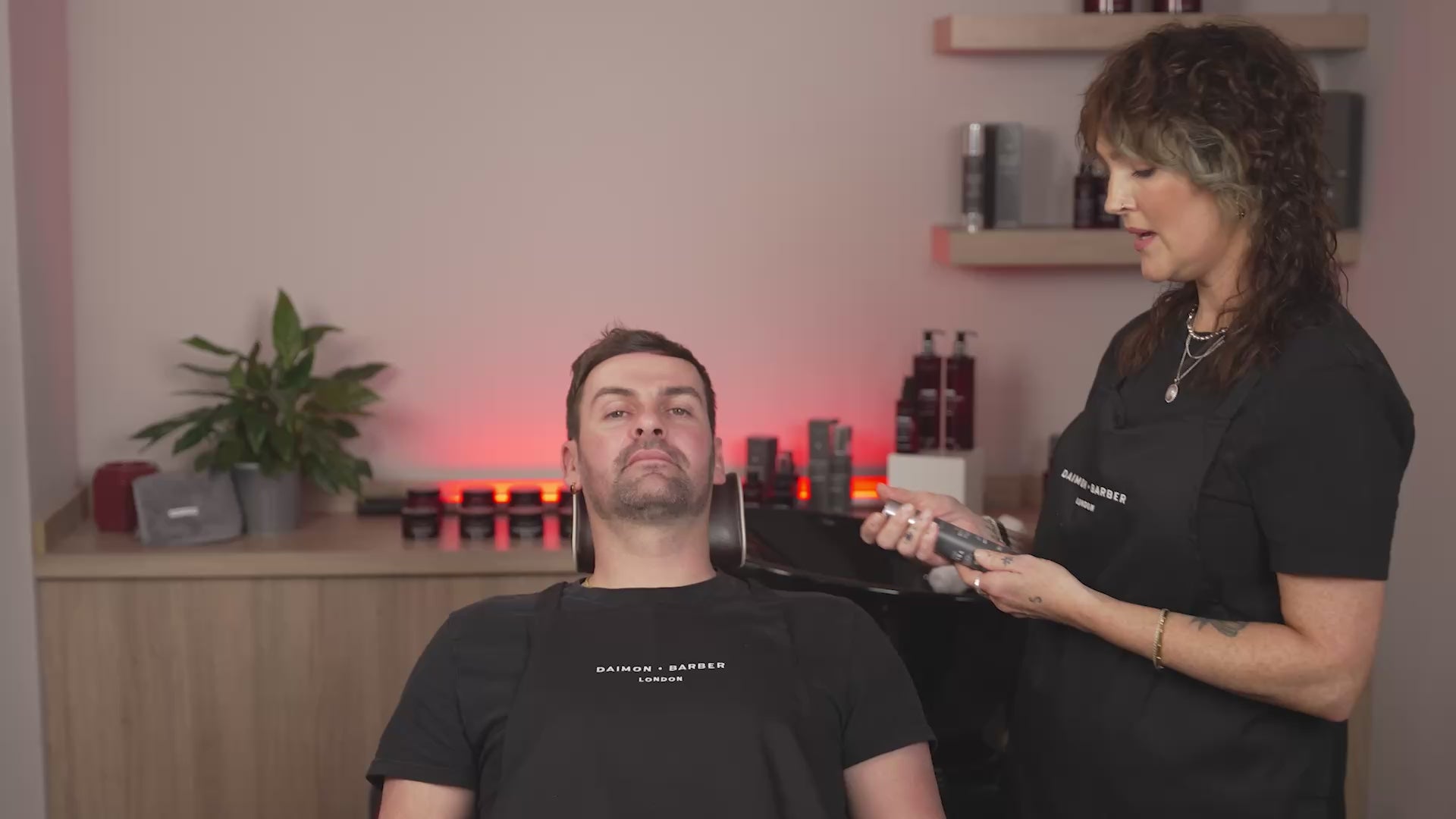 Video laden: Revitalisierende Feuchtigkeitscreme, 50 ml.