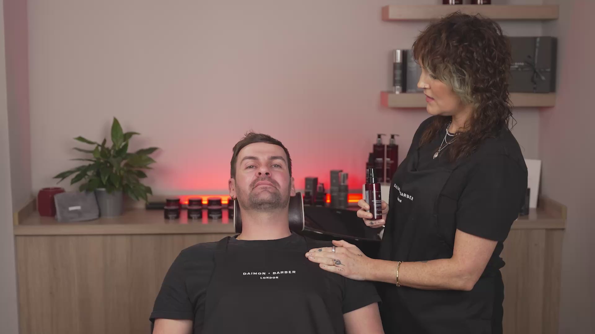 Video laden: Bart &amp; Stoppeln Weichmacher, 100 ml.